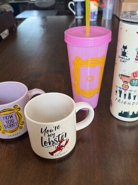 Friends TV Show Drinkware Lot Tumblers & Coffee Mugs 20oz 12oz